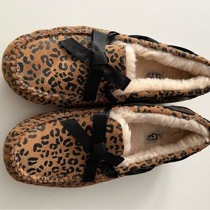 New Ugg leopard print slippers